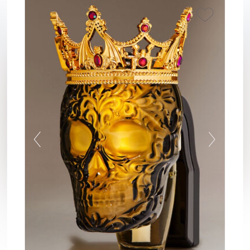 BATH AND BODY WORKS SPOOKY SKULL KING NIGHTLIGHT WALLFLOWER PLUG